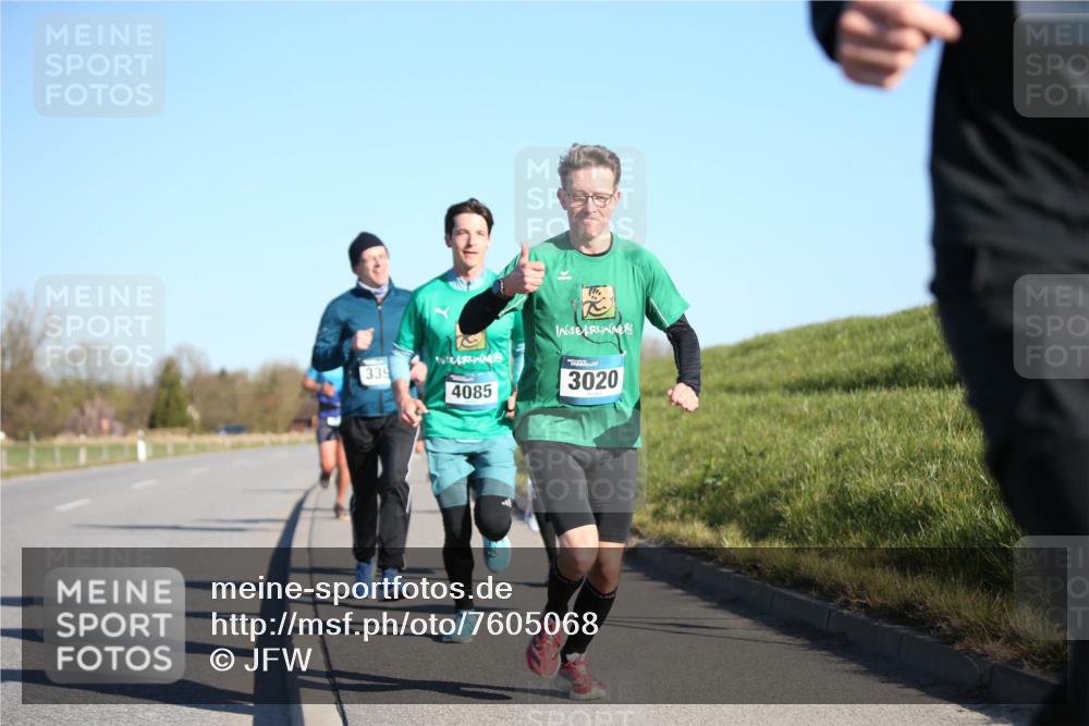 06.04.2025 - 44. Internationalen Wilhelmsburger Insellauf Jannik Wohlers http://msf.ph/oto/7605068 06.04.2025 09:22:30 Laufen 339, 4085, 3020 meine-sportfotos.de