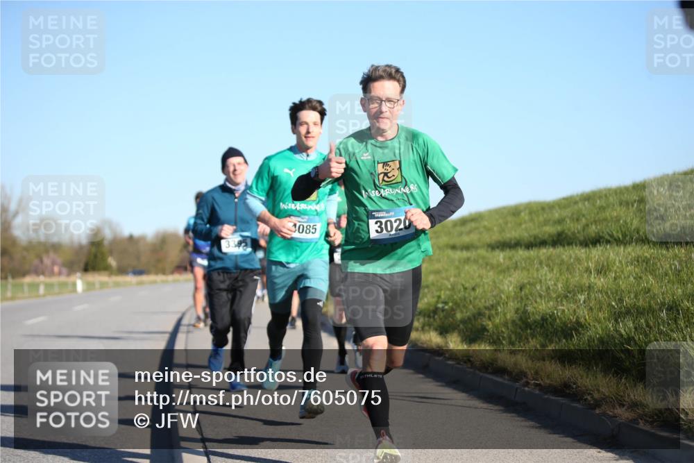 06.04.2025 - 44. Internationalen Wilhelmsburger Insellauf Jannik Wohlers http://msf.ph/oto/7605075 06.04.2025 09:22:31 Laufen 4085, 3395, 3020 meine-sportfotos.de