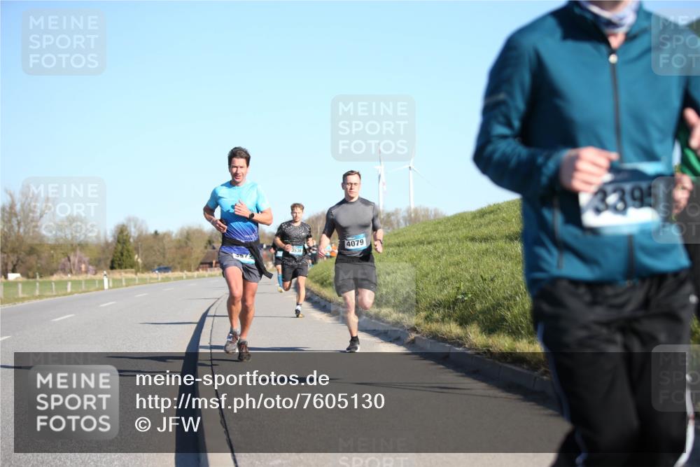 06.04.2025 - 44. Internationalen Wilhelmsburger Insellauf Jannik Wohlers http://msf.ph/oto/7605130 06.04.2025 09:22:33 Laufen 4079, 35, 3395 meine-sportfotos.de