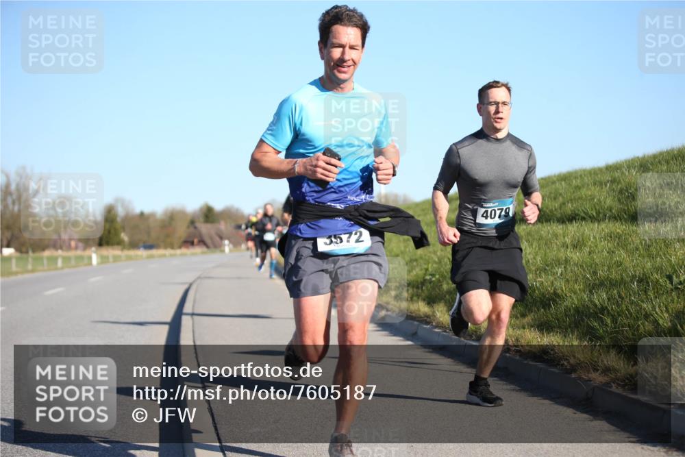 06.04.2025 - 44. Internationalen Wilhelmsburger Insellauf Jannik Wohlers http://msf.ph/oto/7605187 06.04.2025 09:22:34 Laufen 4079, 3572 meine-sportfotos.de
