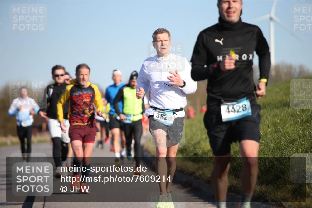 06.04.2025 - 44. Internationalen Wilhelmsburger Insellauf Jannik Wohlers http://msf.ph/oto/7609214 06.04.2025 09:23:11 Laufen 3820, 4428 meine-sportfotos.de