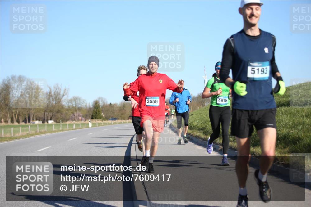 06.04.2025 - 44. Internationalen Wilhelmsburger Insellauf Jannik Wohlers http://msf.ph/oto/7609417 06.04.2025 09:23:30 Laufen 3556, 4615, 5193 meine-sportfotos.de