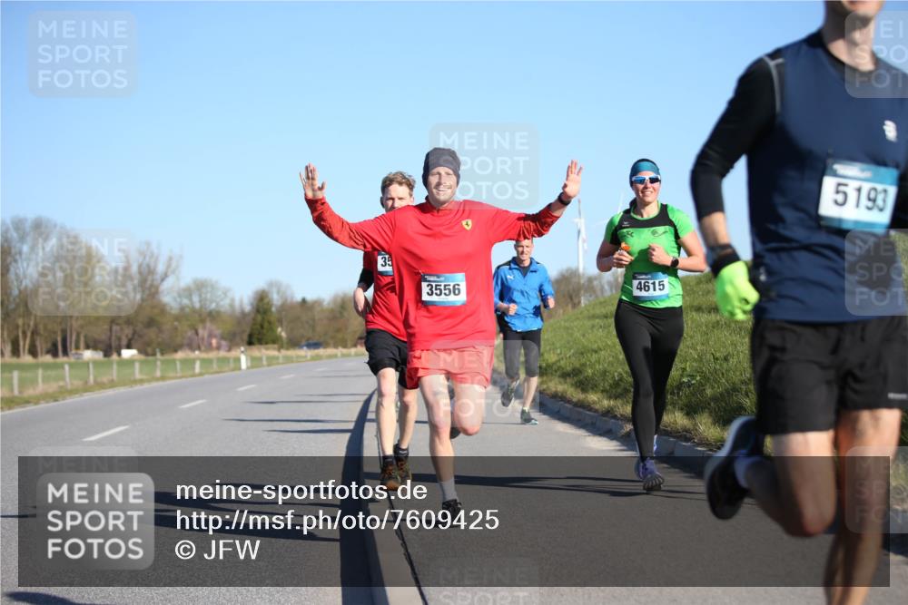06.04.2025 - 44. Internationalen Wilhelmsburger Insellauf Jannik Wohlers http://msf.ph/oto/7609425 06.04.2025 09:23:30 Laufen 35, 3556, 4615, 5193 meine-sportfotos.de