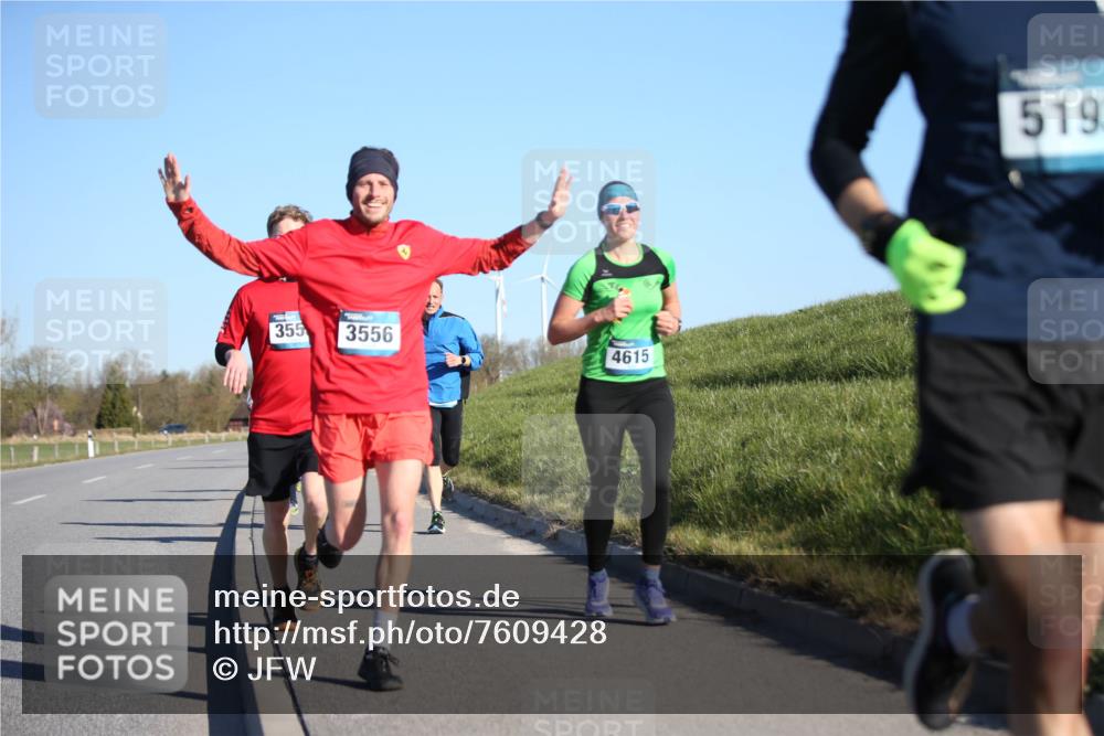 06.04.2025 - 44. Internationalen Wilhelmsburger Insellauf Jannik Wohlers http://msf.ph/oto/7609428 06.04.2025 09:23:31 Laufen 355, 3556, 4615, 519 meine-sportfotos.de