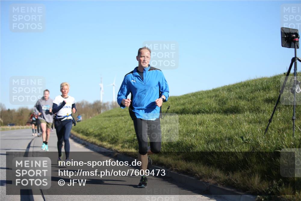 06.04.2025 - 44. Internationalen Wilhelmsburger Insellauf Jannik Wohlers http://msf.ph/oto/7609473 06.04.2025 09:23:33 Laufen  meine-sportfotos.de