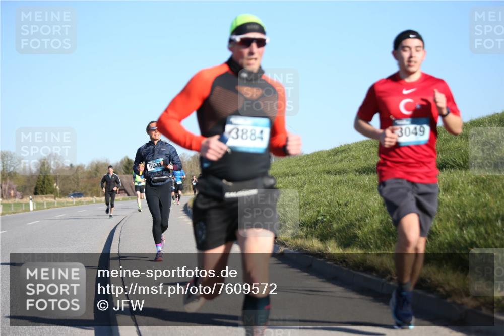 06.04.2025 - 44. Internationalen Wilhelmsburger Insellauf Jannik Wohlers http://msf.ph/oto/7609572 06.04.2025 09:23:43 Laufen 5032, 3884, 3049 meine-sportfotos.de