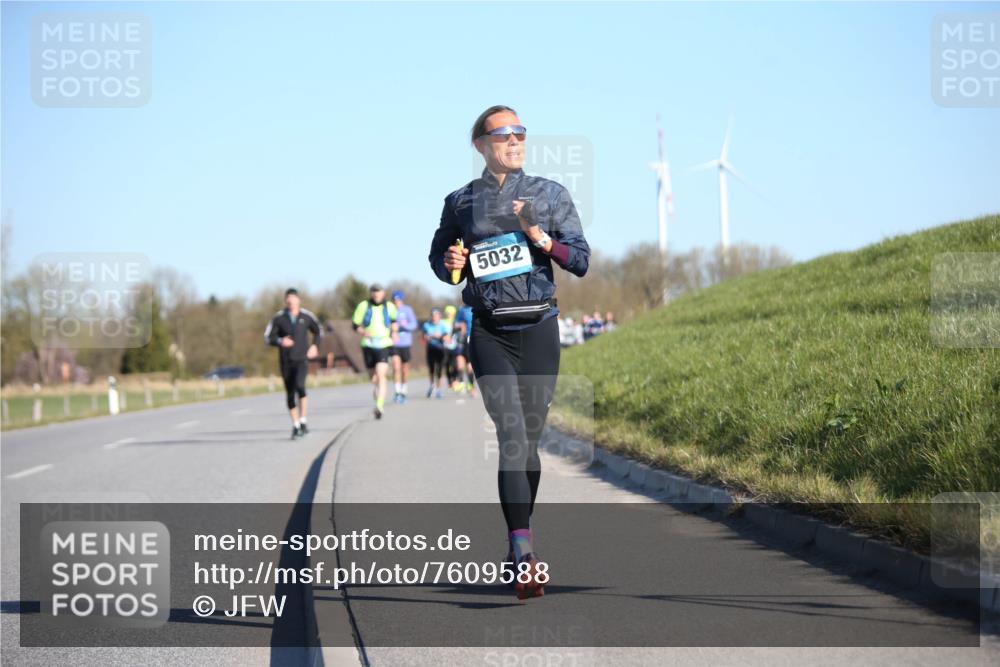 06.04.2025 - 44. Internationalen Wilhelmsburger Insellauf Jannik Wohlers http://msf.ph/oto/7609588 06.04.2025 09:23:44 Laufen 5032 meine-sportfotos.de
