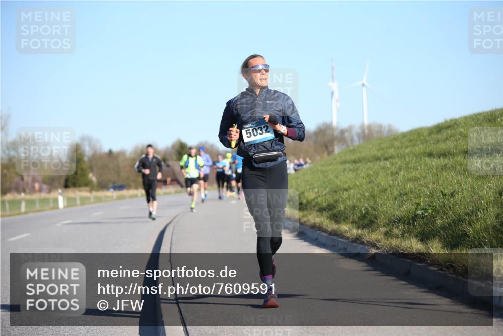 06.04.2025 - 44. Internationalen Wilhelmsburger Insellauf Jannik Wohlers http://msf.ph/oto/7609591 06.04.2025 09:23:44 Laufen 5032 meine-sportfotos.de
