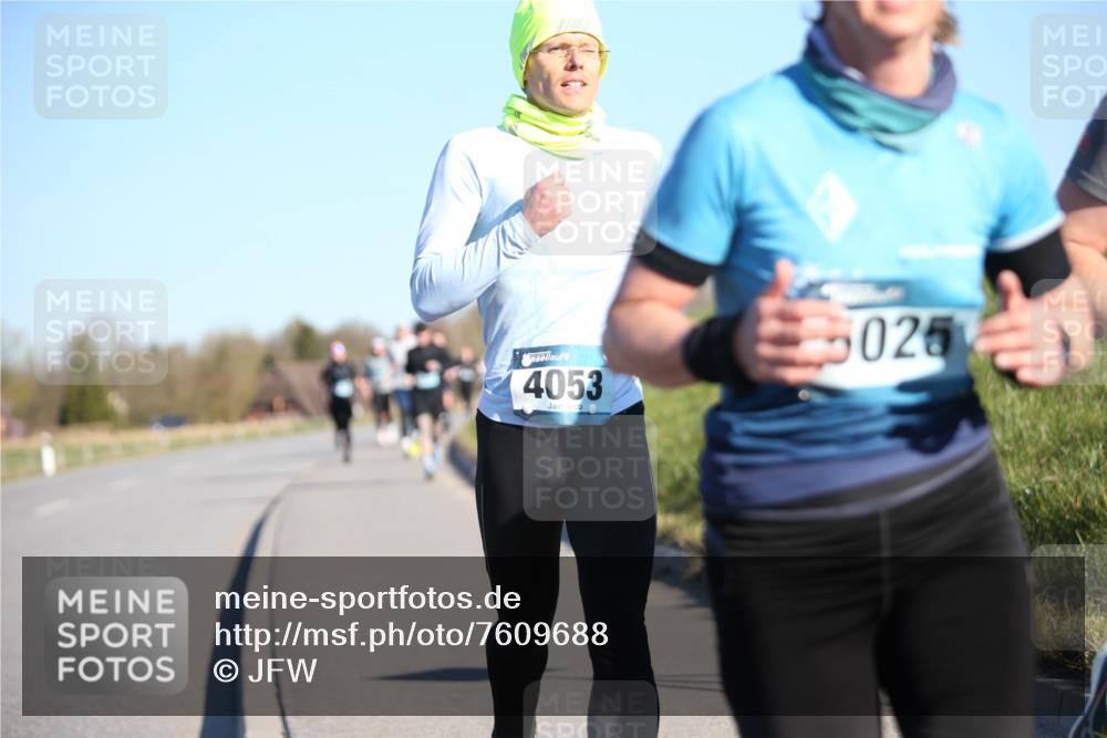 06.04.2025 - 44. Internationalen Wilhelmsburger Insellauf Jannik Wohlers http://msf.ph/oto/7609688 06.04.2025 09:23:58 Laufen 4053, 5026 meine-sportfotos.de
