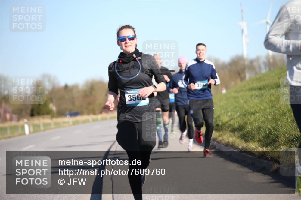 06.04.2025 - 44. Internationalen Wilhelmsburger Insellauf Jannik Wohlers http://msf.ph/oto/7609760 06.04.2025 09:24:08 Laufen 356, 3344 meine-sportfotos.de