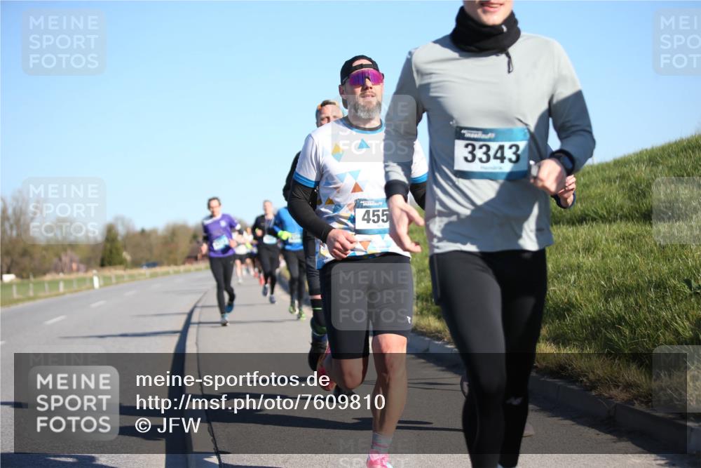 06.04.2025 - 44. Internationalen Wilhelmsburger Insellauf Jannik Wohlers http://msf.ph/oto/7609810 06.04.2025 09:24:12 Laufen 455, 3343 meine-sportfotos.de