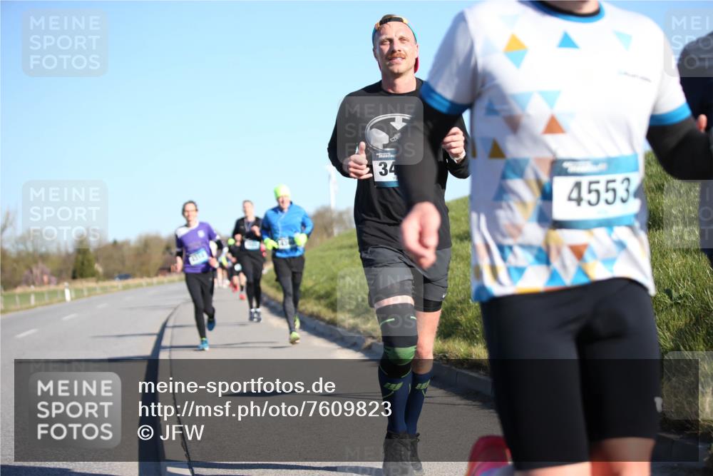 06.04.2025 - 44. Internationalen Wilhelmsburger Insellauf Jannik Wohlers http://msf.ph/oto/7609823 06.04.2025 09:24:13 Laufen 34, 4553 meine-sportfotos.de