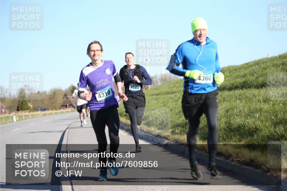 06.04.2025 - 44. Internationalen Wilhelmsburger Insellauf Jannik Wohlers http://msf.ph/oto/7609856 06.04.2025 09:24:15 Laufen 4310, 3585, 4360 meine-sportfotos.de