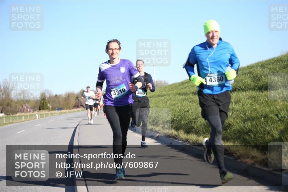 06.04.2025 - 44. Internationalen Wilhelmsburger Insellauf Jannik Wohlers http://msf.ph/oto/7609867 06.04.2025 09:24:16 Laufen 4310, 4360, 3585 meine-sportfotos.de