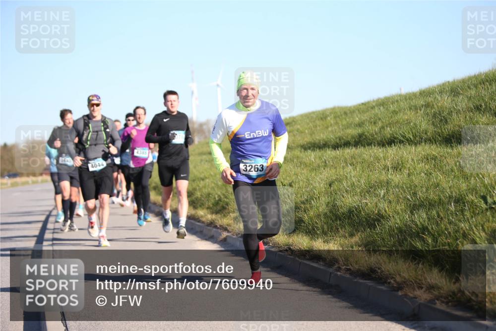 06.04.2025 - 44. Internationalen Wilhelmsburger Insellauf Jannik Wohlers http://msf.ph/oto/7609940 06.04.2025 09:24:23 Laufen 4385, 4044, 3263 meine-sportfotos.de