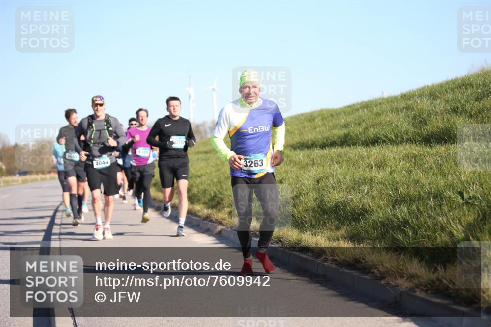 06.04.2025 - 44. Internationalen Wilhelmsburger Insellauf Jannik Wohlers http://msf.ph/oto/7609942 06.04.2025 09:24:24 Laufen 4385, 4044, 076, 3263 meine-sportfotos.de