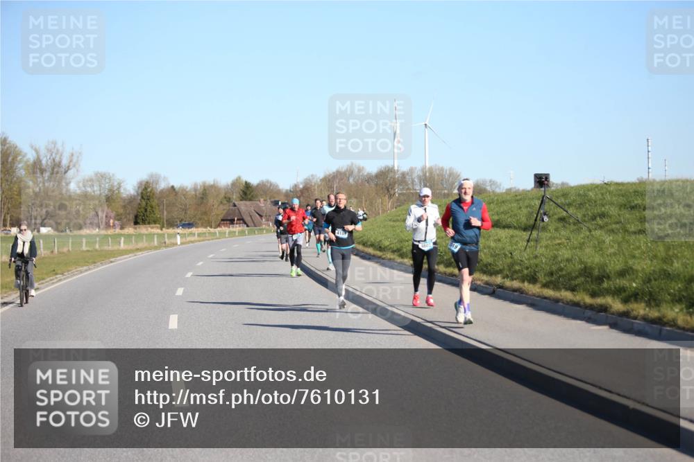 06.04.2025 - 44. Internationalen Wilhelmsburger Insellauf Jannik Wohlers http://msf.ph/oto/7610131 06.04.2025 09:25:28 Laufen 4189, 4602 meine-sportfotos.de
