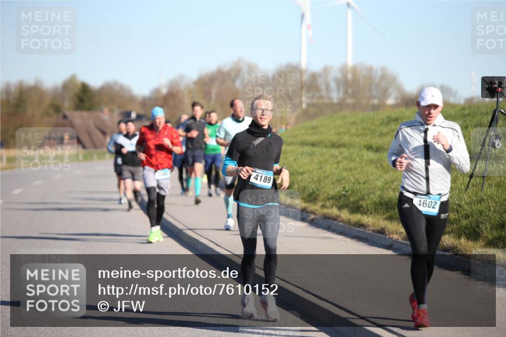 06.04.2025 - 44. Internationalen Wilhelmsburger Insellauf Jannik Wohlers http://msf.ph/oto/7610152 06.04.2025 09:25:29 Laufen 4189, 1548, 4602 meine-sportfotos.de