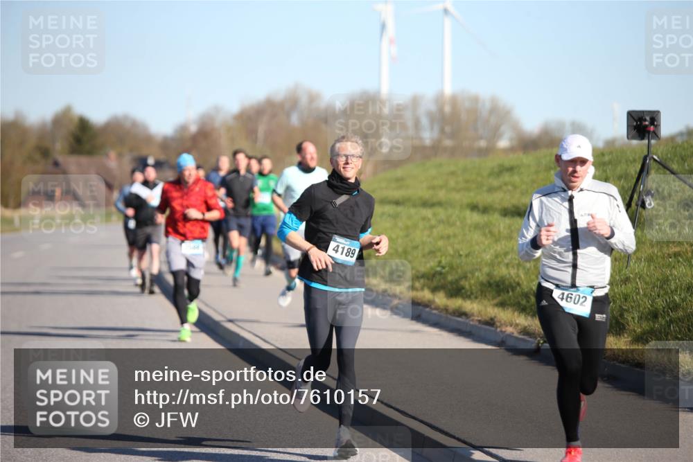 06.04.2025 - 44. Internationalen Wilhelmsburger Insellauf Jannik Wohlers http://msf.ph/oto/7610157 06.04.2025 09:25:30 Laufen 4189, 3544, 4602 meine-sportfotos.de