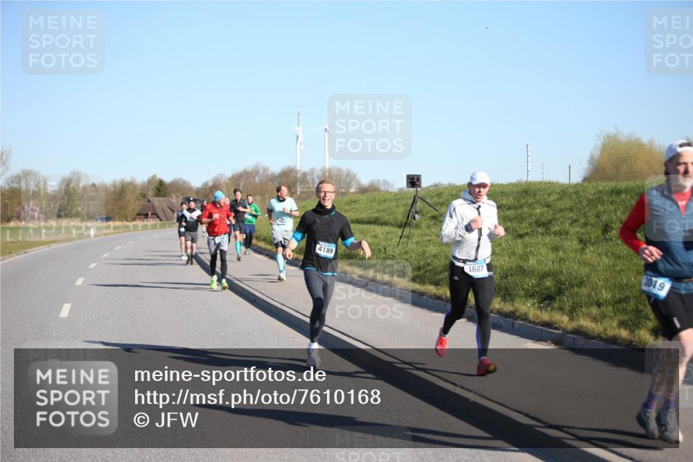 06.04.2025 - 44. Internationalen Wilhelmsburger Insellauf Jannik Wohlers http://msf.ph/oto/7610168 06.04.2025 09:25:31 Laufen 4189, 4602, 3019 meine-sportfotos.de