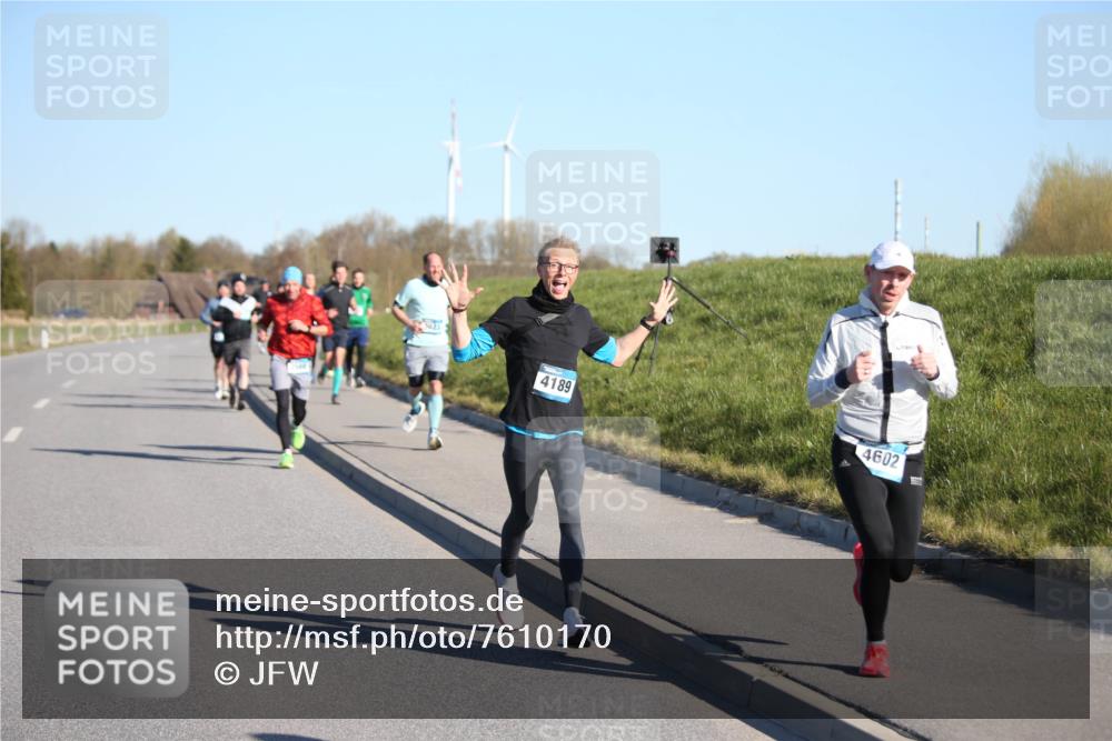 06.04.2025 - 44. Internationalen Wilhelmsburger Insellauf Jannik Wohlers http://msf.ph/oto/7610170 06.04.2025 09:25:31 Laufen 4189, 4602 meine-sportfotos.de