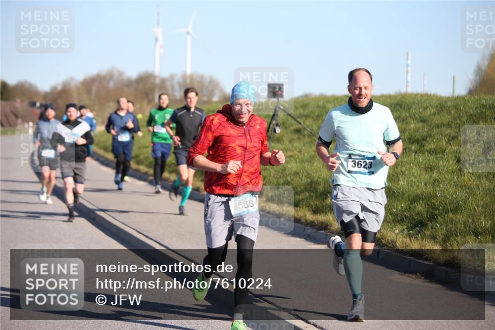 06.04.2025 - 44. Internationalen Wilhelmsburger Insellauf Jannik Wohlers http://msf.ph/oto/7610224 06.04.2025 09:25:35 Laufen 3588, 3623 meine-sportfotos.de