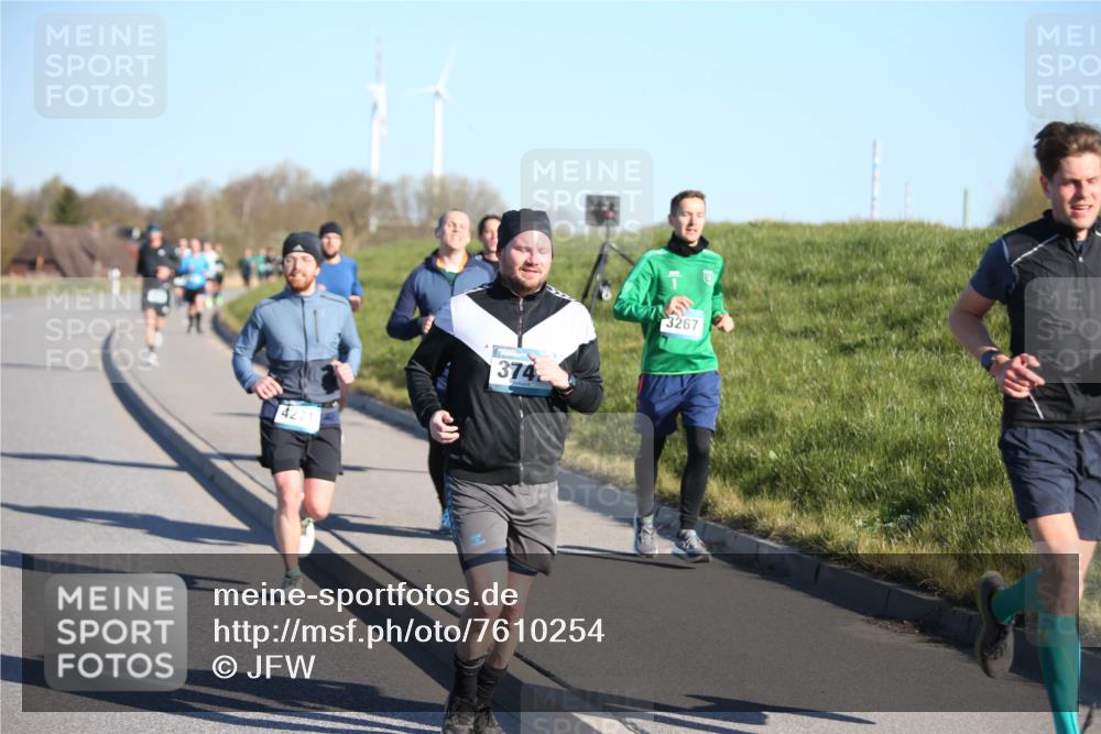 06.04.2025 - 44. Internationalen Wilhelmsburger Insellauf Jannik Wohlers http://msf.ph/oto/7610254 06.04.2025 09:25:38 Laufen 4271, 374, 3267 meine-sportfotos.de