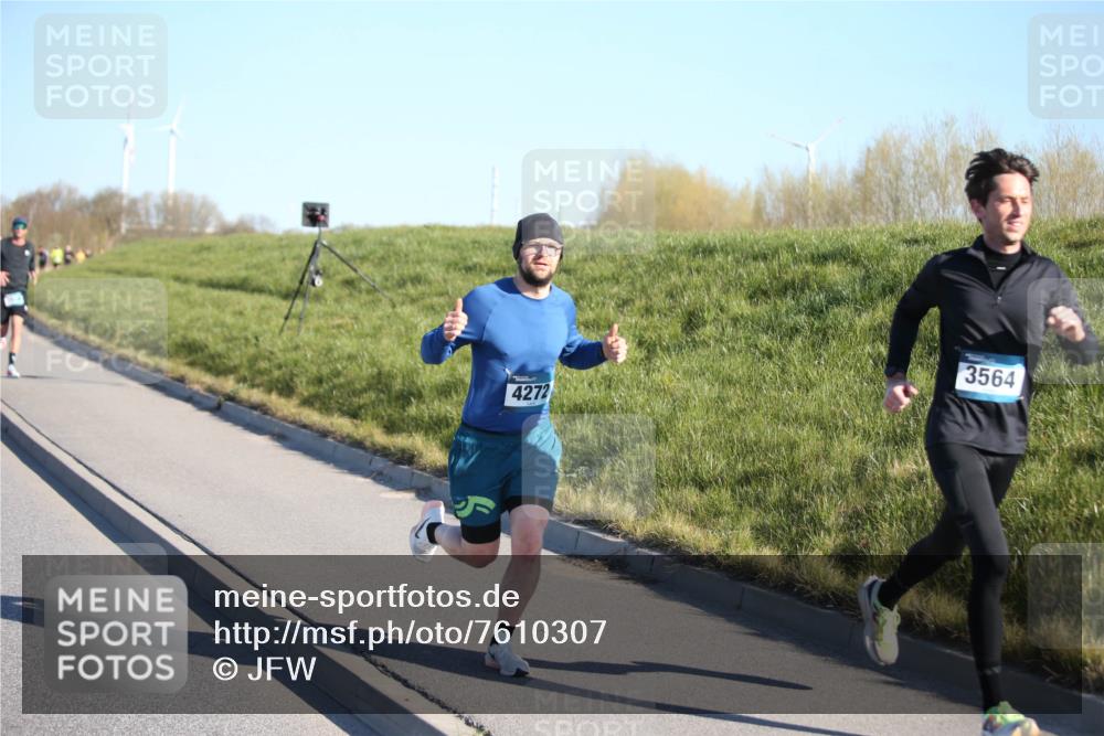 06.04.2025 - 44. Internationalen Wilhelmsburger Insellauf Jannik Wohlers http://msf.ph/oto/7610307 06.04.2025 09:25:42 Laufen 4272, 3564 meine-sportfotos.de