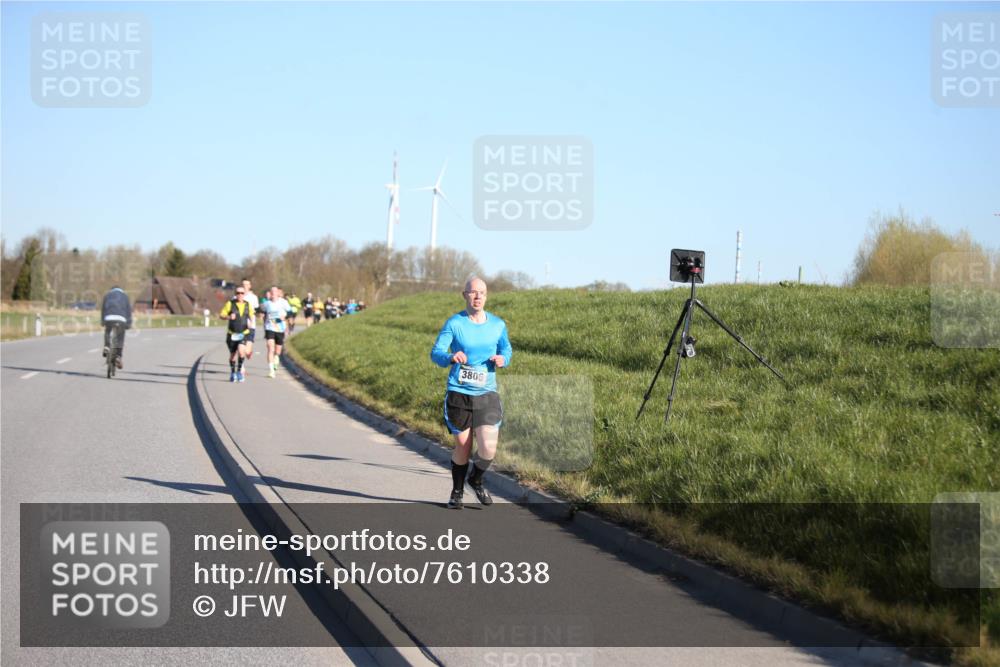 06.04.2025 - 44. Internationalen Wilhelmsburger Insellauf Jannik Wohlers http://msf.ph/oto/7610338 06.04.2025 09:25:48 Laufen 3806 meine-sportfotos.de