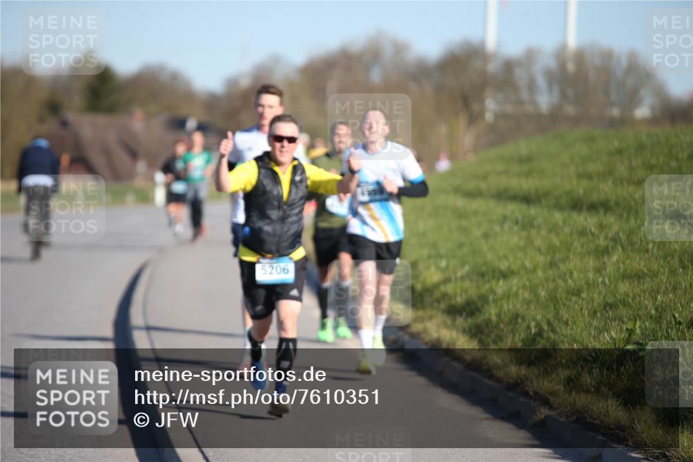 06.04.2025 - 44. Internationalen Wilhelmsburger Insellauf Jannik Wohlers http://msf.ph/oto/7610351 06.04.2025 09:25:51 Laufen 5206 meine-sportfotos.de