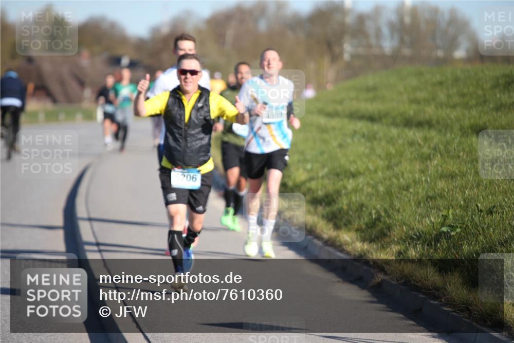 06.04.2025 - 44. Internationalen Wilhelmsburger Insellauf Jannik Wohlers http://msf.ph/oto/7610360 06.04.2025 09:25:51 Laufen 5206, 4559 meine-sportfotos.de