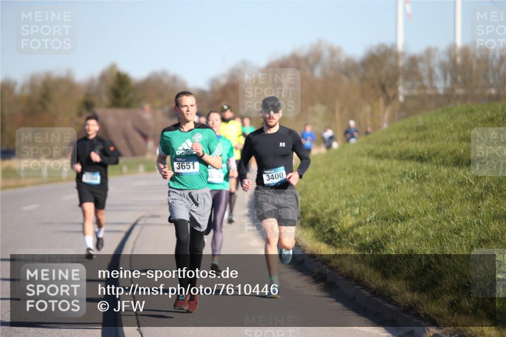 06.04.2025 - 44. Internationalen Wilhelmsburger Insellauf Jannik Wohlers http://msf.ph/oto/7610446 06.04.2025 09:26:00 Laufen 3360, 3651, 3400 meine-sportfotos.de