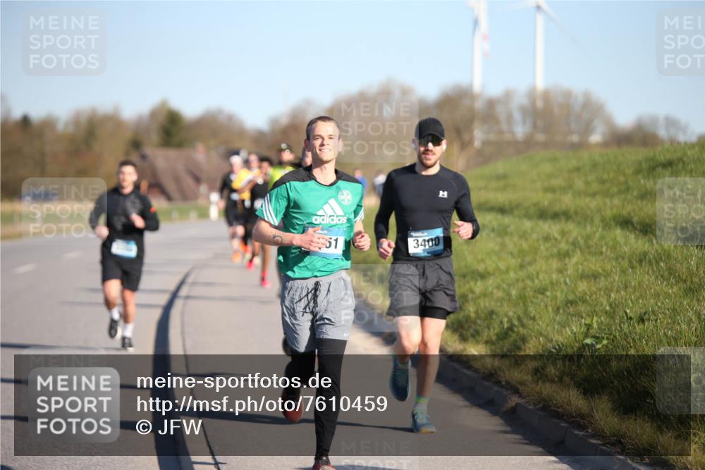 06.04.2025 - 44. Internationalen Wilhelmsburger Insellauf Jannik Wohlers http://msf.ph/oto/7610459 06.04.2025 09:26:02 Laufen 51, 3400 meine-sportfotos.de