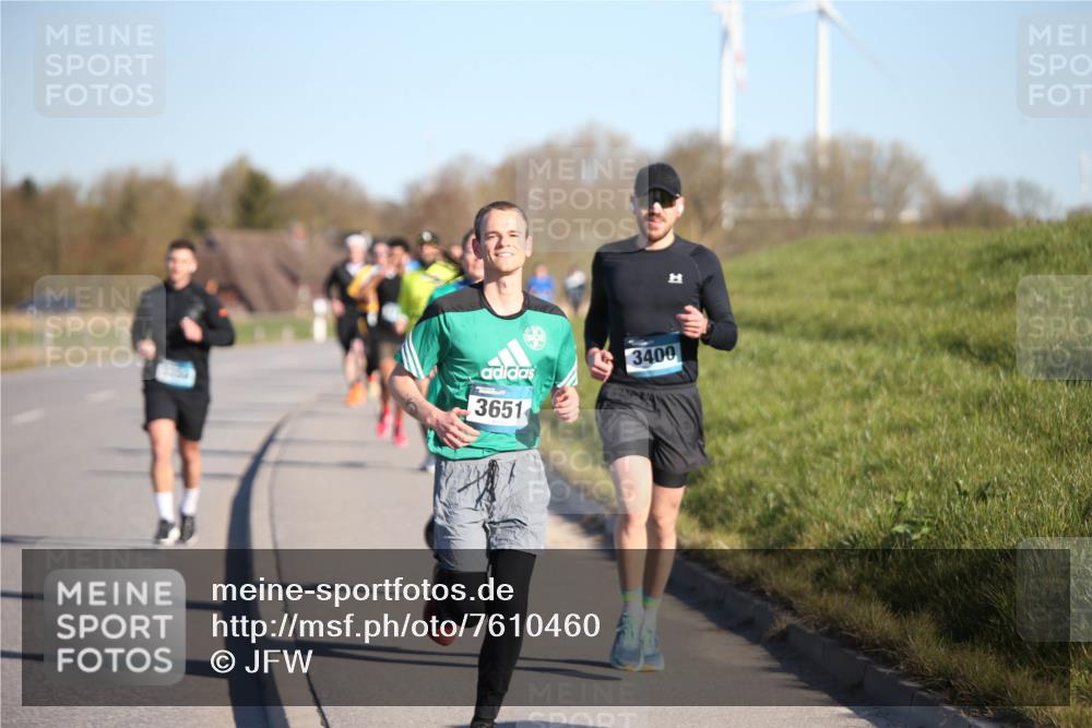 06.04.2025 - 44. Internationalen Wilhelmsburger Insellauf Jannik Wohlers http://msf.ph/oto/7610460 06.04.2025 09:26:02 Laufen 3400, 3651 meine-sportfotos.de