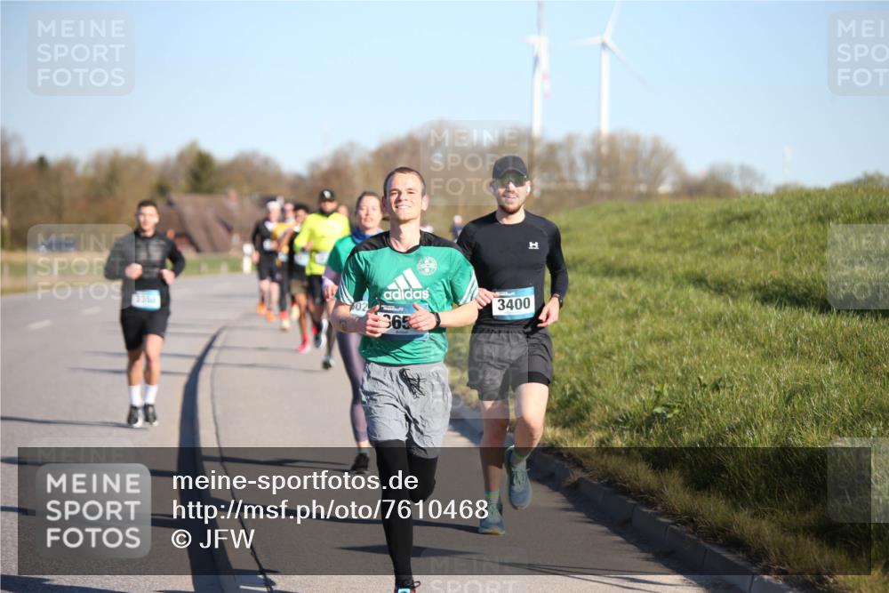 06.04.2025 - 44. Internationalen Wilhelmsburger Insellauf Jannik Wohlers http://msf.ph/oto/7610468 06.04.2025 09:26:03 Laufen 3350, 02, 365, 3400 meine-sportfotos.de