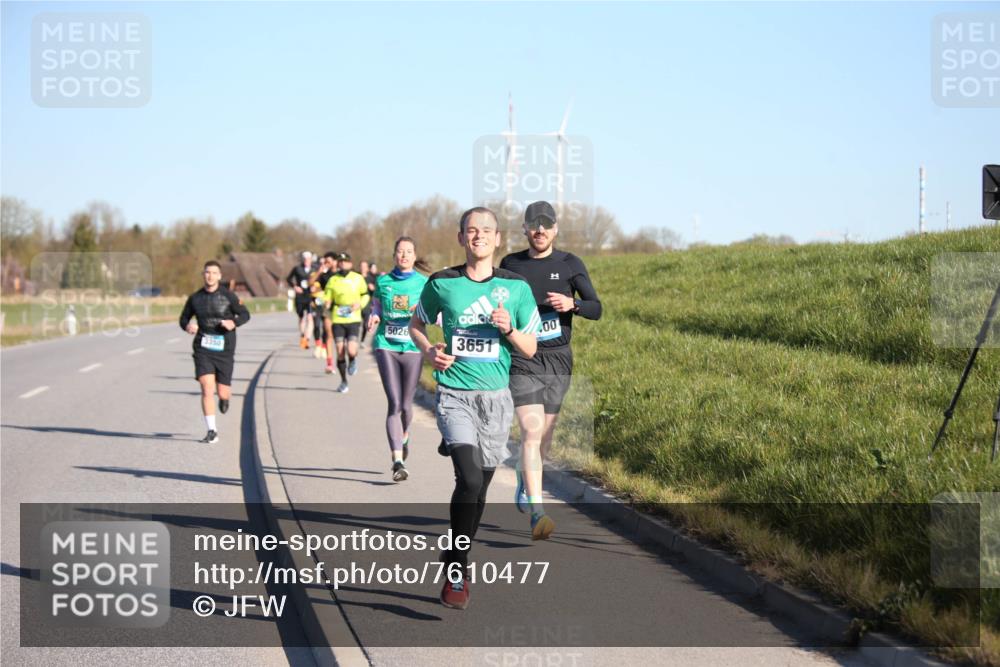 06.04.2025 - 44. Internationalen Wilhelmsburger Insellauf Jannik Wohlers http://msf.ph/oto/7610477 06.04.2025 09:26:03 Laufen 3350, 5026, 00, 3651 meine-sportfotos.de