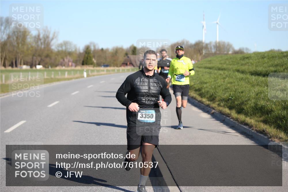 06.04.2025 - 44. Internationalen Wilhelmsburger Insellauf Jannik Wohlers http://msf.ph/oto/7610537 06.04.2025 09:26:08 Laufen 3350 meine-sportfotos.de