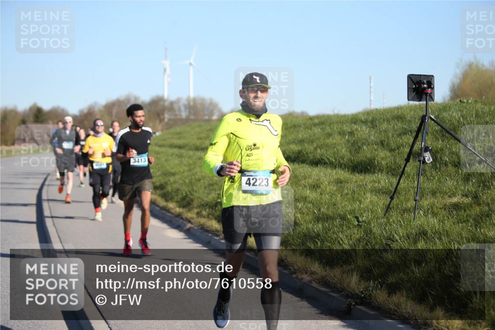 06.04.2025 - 44. Internationalen Wilhelmsburger Insellauf Jannik Wohlers http://msf.ph/oto/7610558 06.04.2025 09:26:10 Laufen 4684, 3413, 4223 meine-sportfotos.de