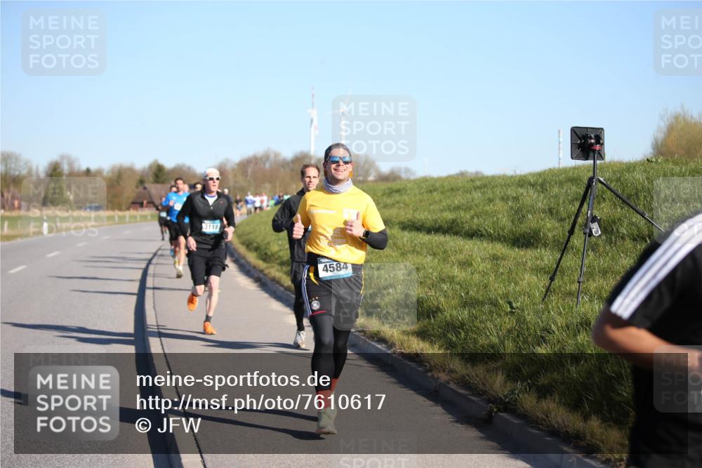 06.04.2025 - 44. Internationalen Wilhelmsburger Insellauf Jannik Wohlers http://msf.ph/oto/7610617 06.04.2025 09:26:13 Laufen 3118, 4584 meine-sportfotos.de