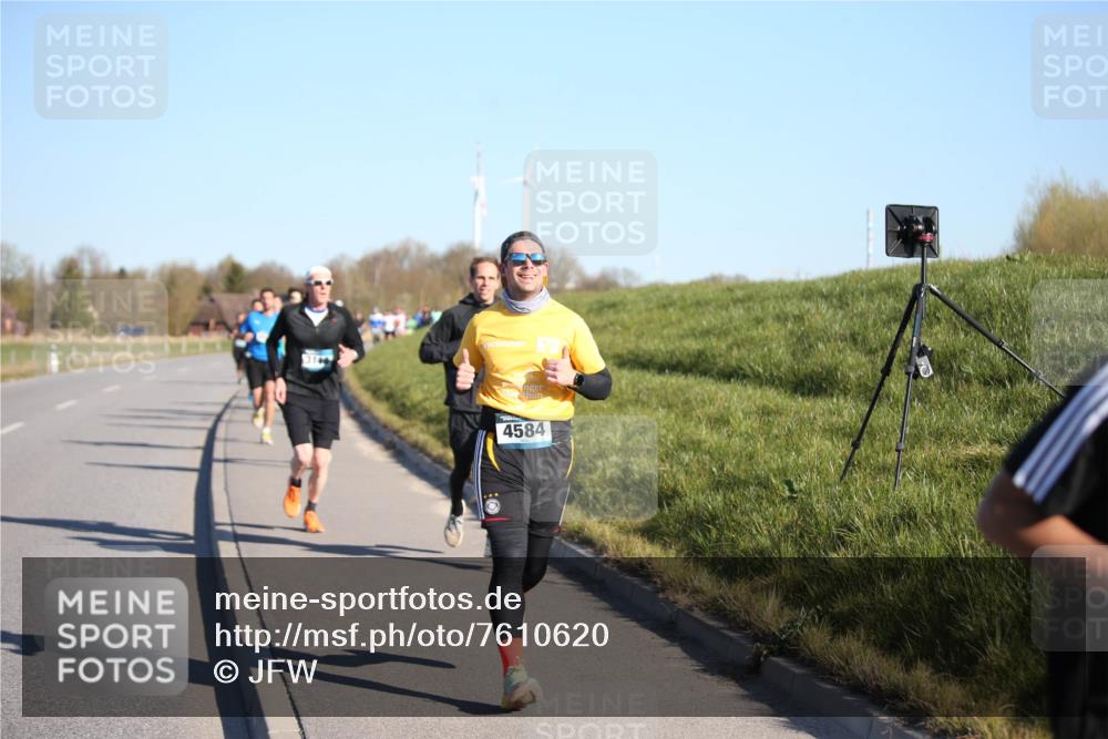 06.04.2025 - 44. Internationalen Wilhelmsburger Insellauf Jannik Wohlers http://msf.ph/oto/7610620 06.04.2025 09:26:13 Laufen 4584 meine-sportfotos.de