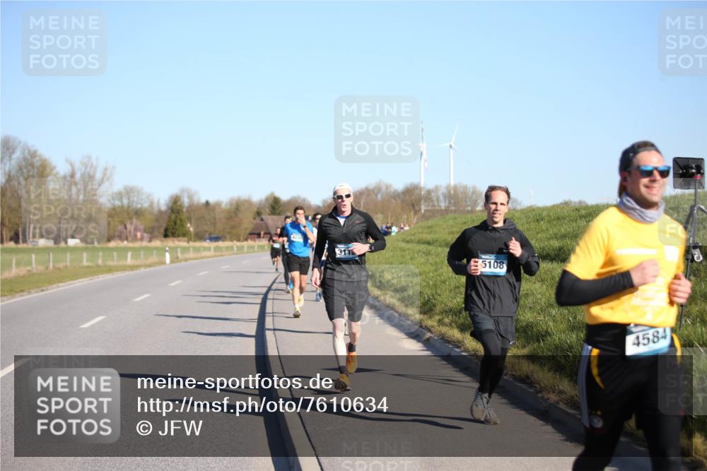 06.04.2025 - 44. Internationalen Wilhelmsburger Insellauf Jannik Wohlers http://msf.ph/oto/7610634 06.04.2025 09:26:14 Laufen 4030, 311, 5108, 4584 meine-sportfotos.de