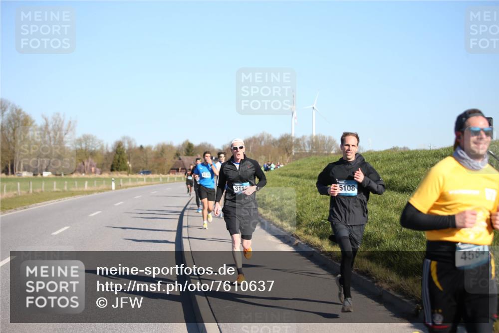 06.04.2025 - 44. Internationalen Wilhelmsburger Insellauf Jannik Wohlers http://msf.ph/oto/7610637 06.04.2025 09:26:14 Laufen 4030, 311, 5108, 4584 meine-sportfotos.de