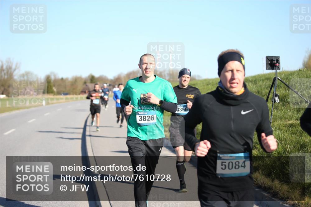 06.04.2025 - 44. Internationalen Wilhelmsburger Insellauf Jannik Wohlers http://msf.ph/oto/7610728 06.04.2025 09:26:22 Laufen 3356, 3826, 5084 meine-sportfotos.de