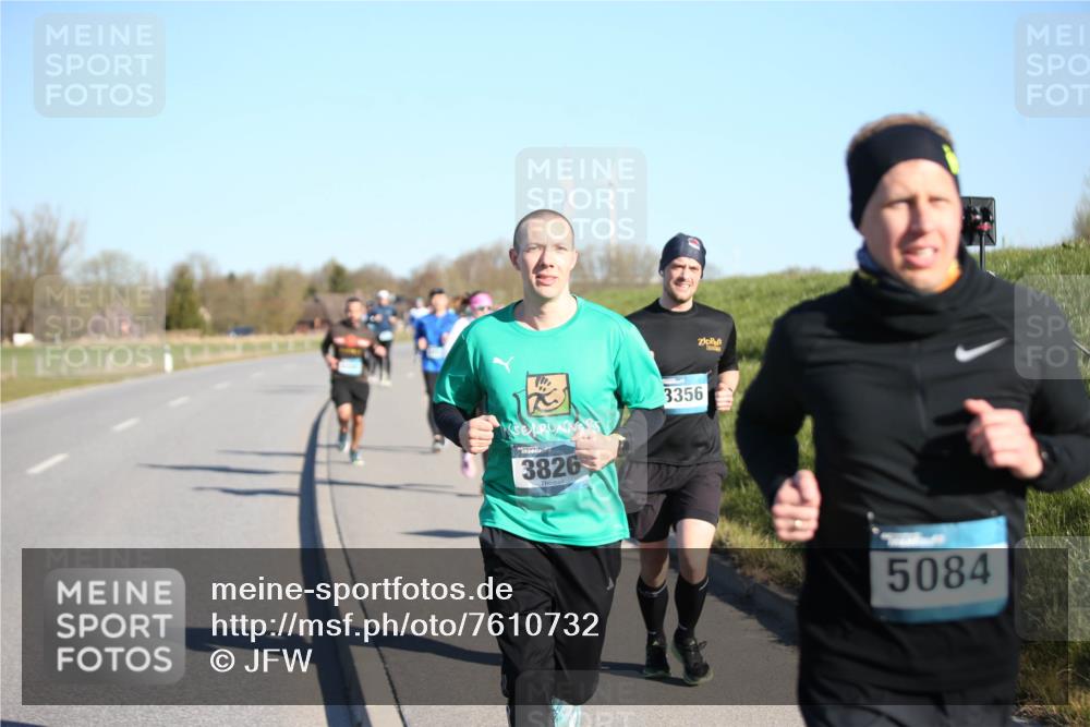 06.04.2025 - 44. Internationalen Wilhelmsburger Insellauf Jannik Wohlers http://msf.ph/oto/7610732 06.04.2025 09:26:22 Laufen 3826, 3356, 5084 meine-sportfotos.de