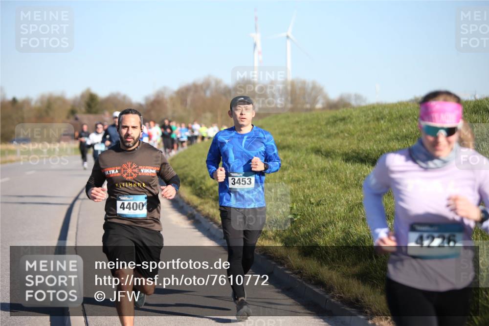 06.04.2025 - 44. Internationalen Wilhelmsburger Insellauf Jannik Wohlers http://msf.ph/oto/7610772 06.04.2025 09:26:25 Laufen 4400, 3453, 4226 meine-sportfotos.de