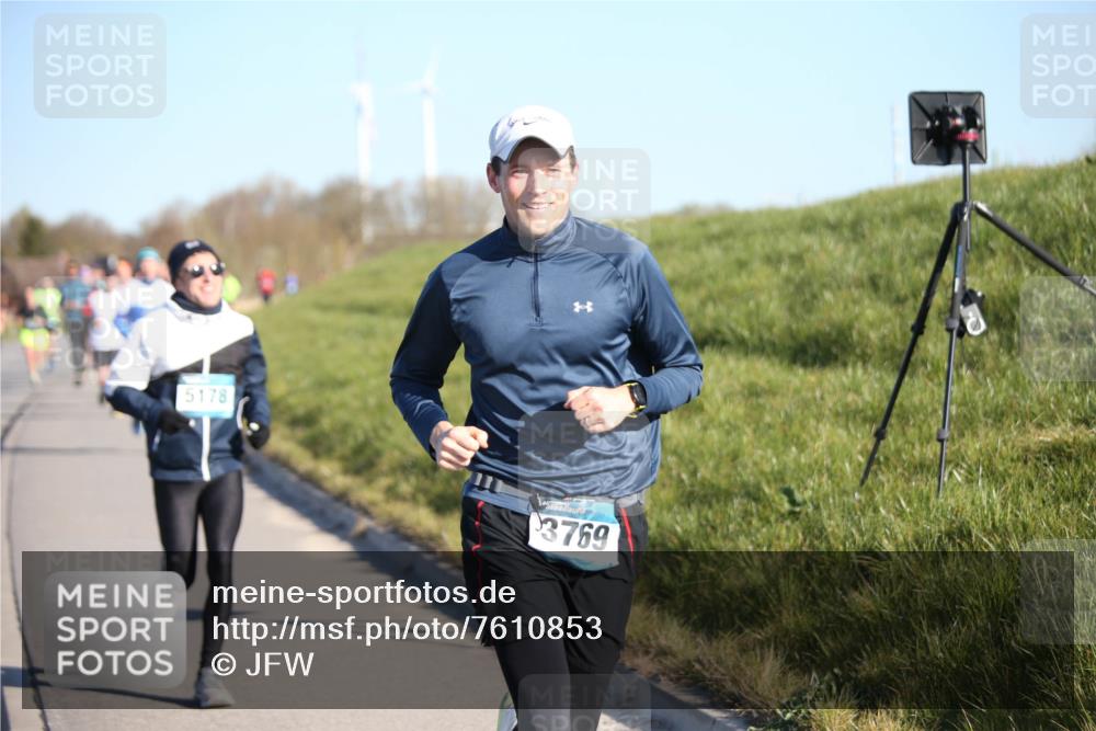 06.04.2025 - 44. Internationalen Wilhelmsburger Insellauf Jannik Wohlers http://msf.ph/oto/7610853 06.04.2025 09:26:32 Laufen 5178, 3769 meine-sportfotos.de