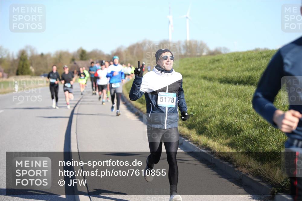 06.04.2025 - 44. Internationalen Wilhelmsburger Insellauf Jannik Wohlers http://msf.ph/oto/7610855 06.04.2025 09:26:33 Laufen 5178 meine-sportfotos.de
