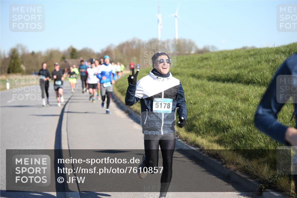 06.04.2025 - 44. Internationalen Wilhelmsburger Insellauf Jannik Wohlers http://msf.ph/oto/7610857 06.04.2025 09:26:33 Laufen 5178 meine-sportfotos.de