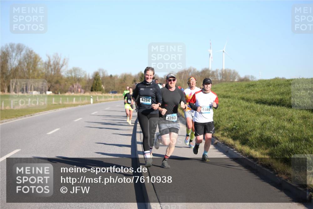 06.04.2025 - 44. Internationalen Wilhelmsburger Insellauf Jannik Wohlers http://msf.ph/oto/7610938 06.04.2025 09:26:39 Laufen 4284, 4283, 4449 meine-sportfotos.de