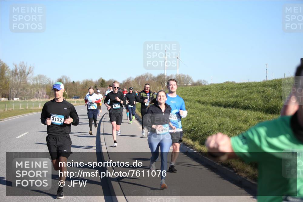 06.04.2025 - 44. Internationalen Wilhelmsburger Insellauf Jannik Wohlers http://msf.ph/oto/7611076 06.04.2025 09:26:48 Laufen 3132, 4216, 51, 497, 029 meine-sportfotos.de